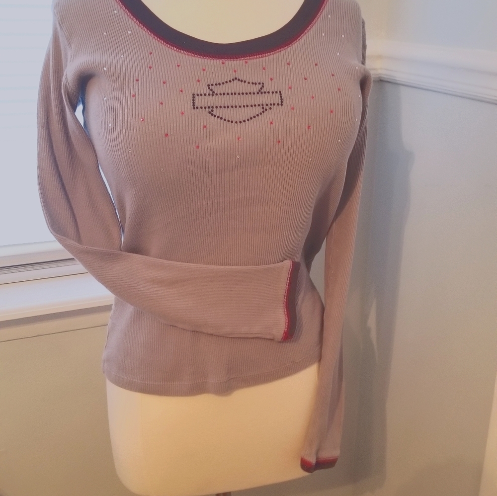 Harley Davidson long as sleeve shirt.